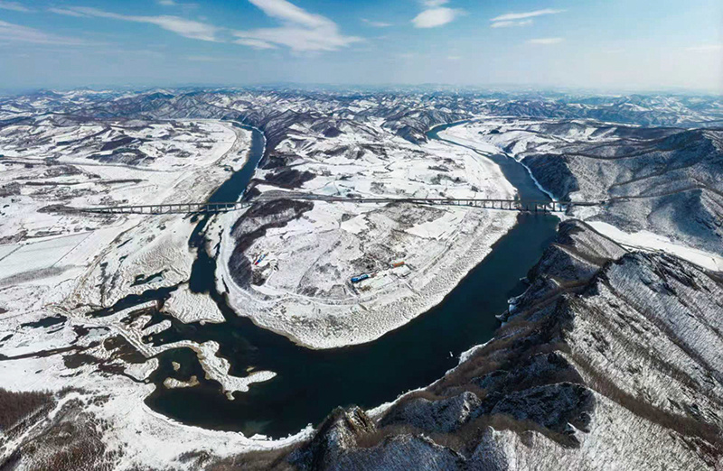 爱河双桥 邹晓龙