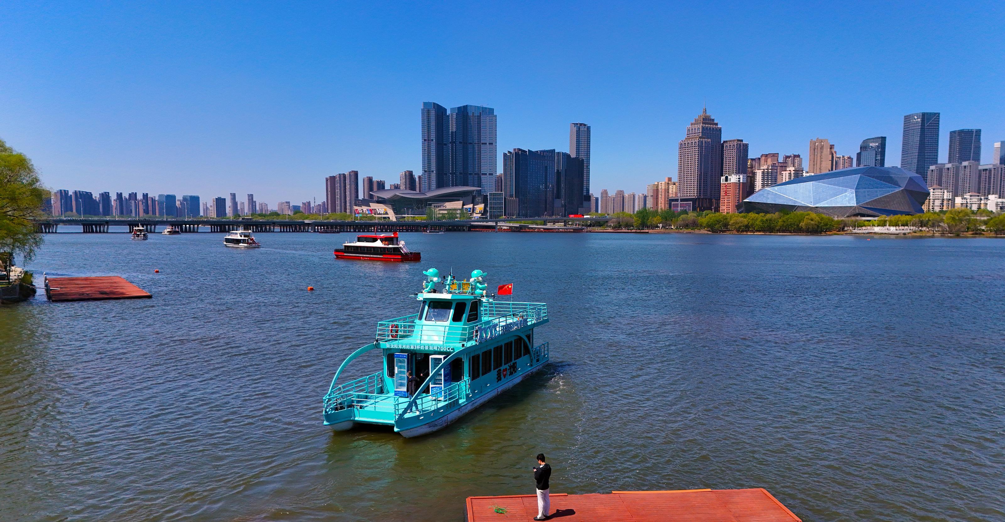 （摄影：李浩）