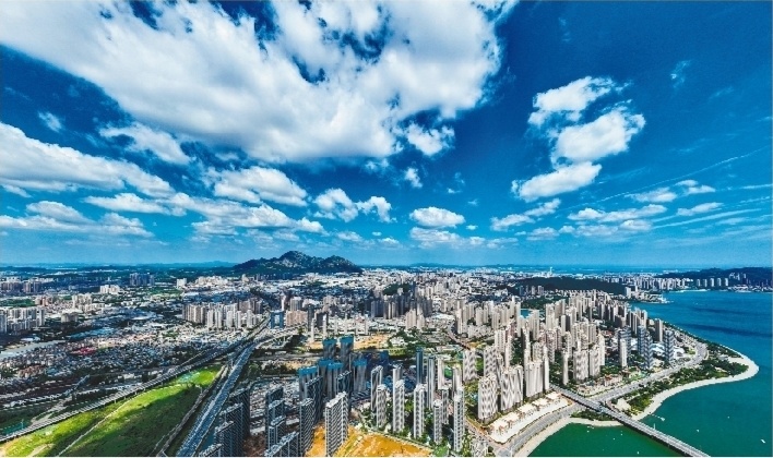 金普新区区域活力持续增强,图为西南部俯瞰图。朴峰 摄
