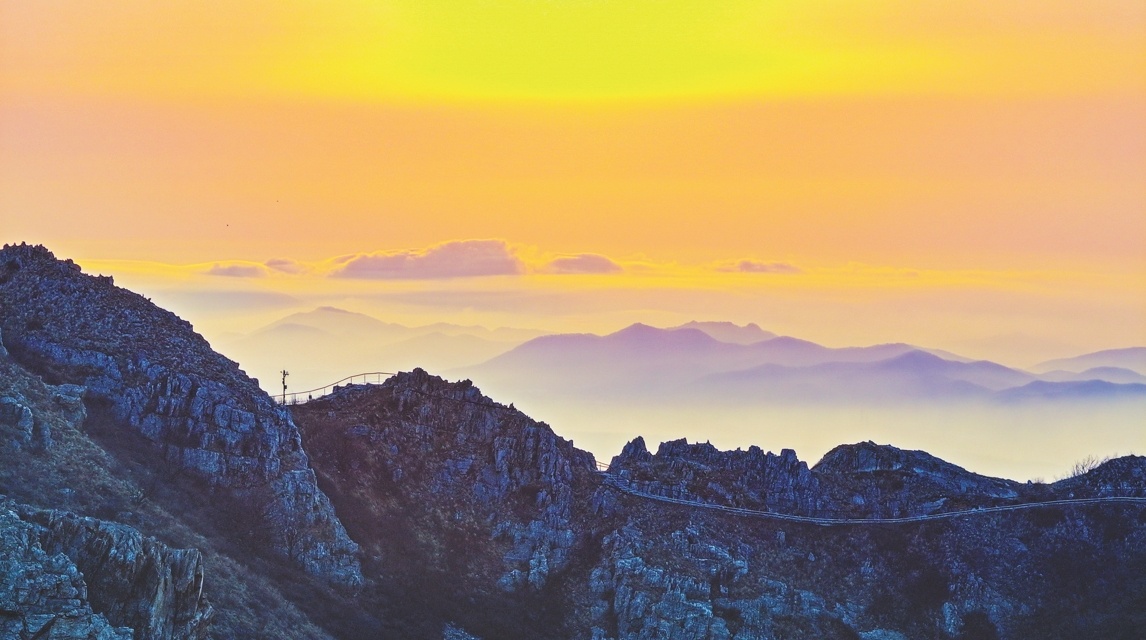 大连金普新区大黑山。