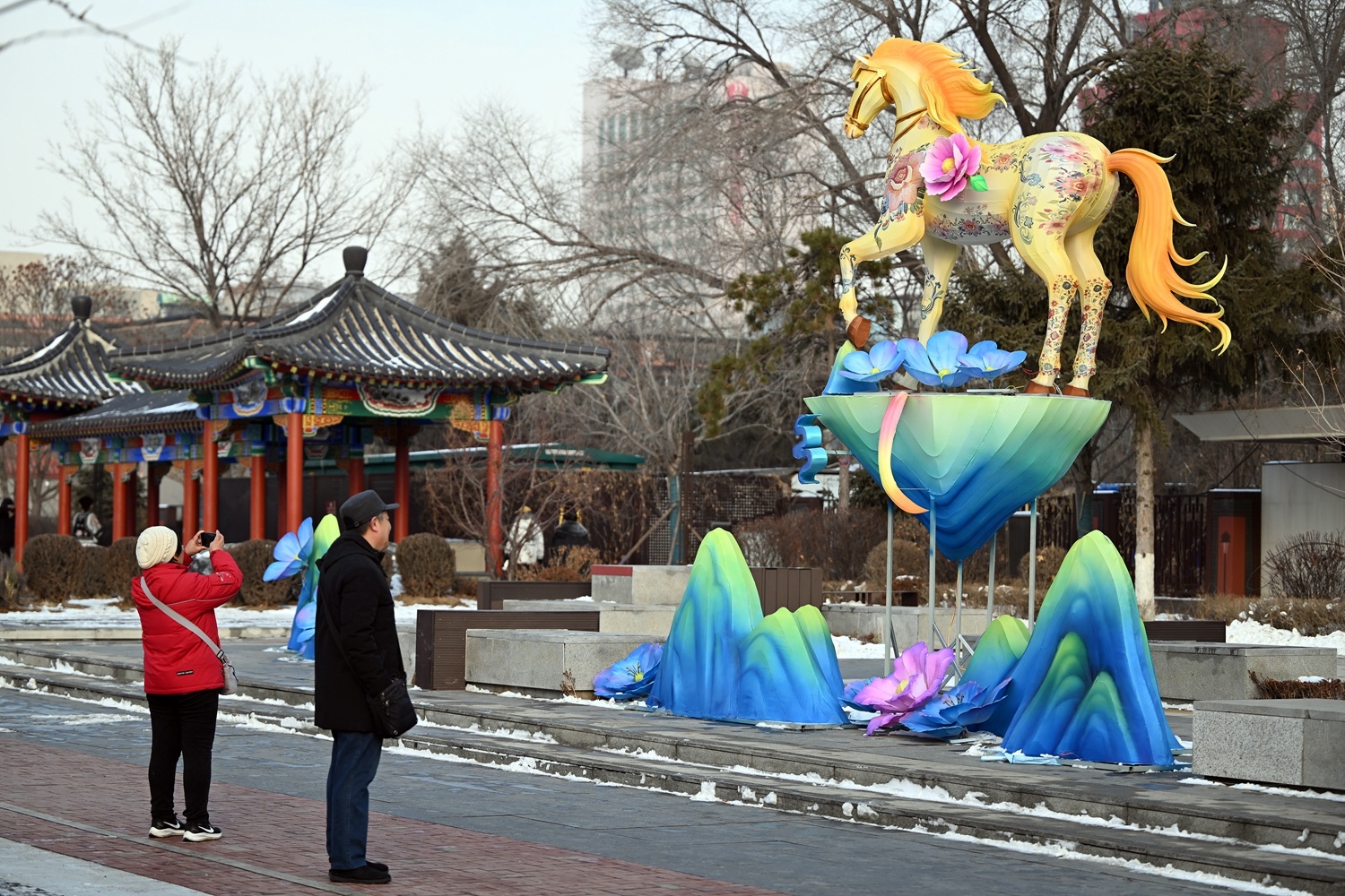 随处可见的马元素景观。（摄影：赵敬东）