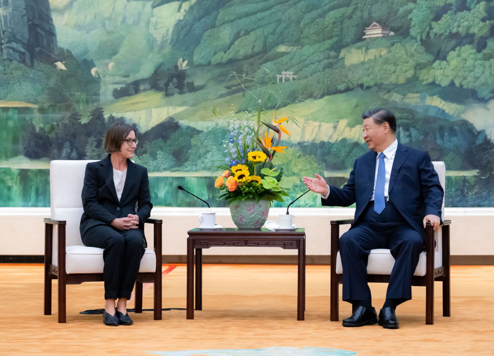 9月5日下午,国家主席习近平在北京人民大会堂会见红十字国际委员会主席斯波利亚里茨。新华社记者 翟健岚 摄