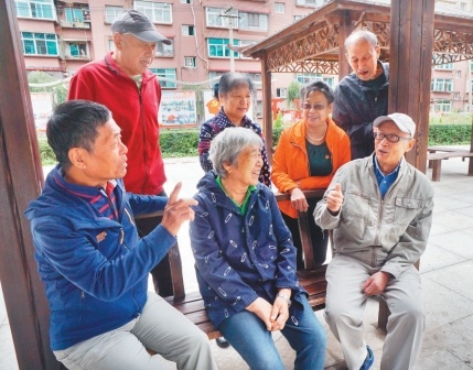 顺城区老旧小区改造让老住户过上新生活。(摄影:门莹)