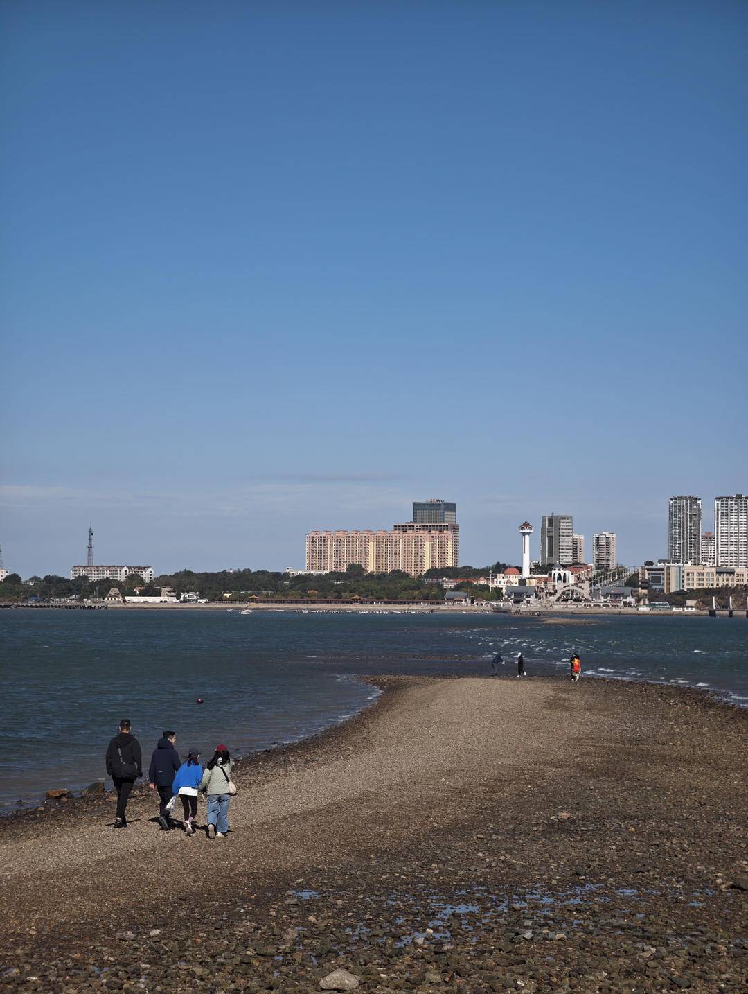 锦州市笔架山风景区。