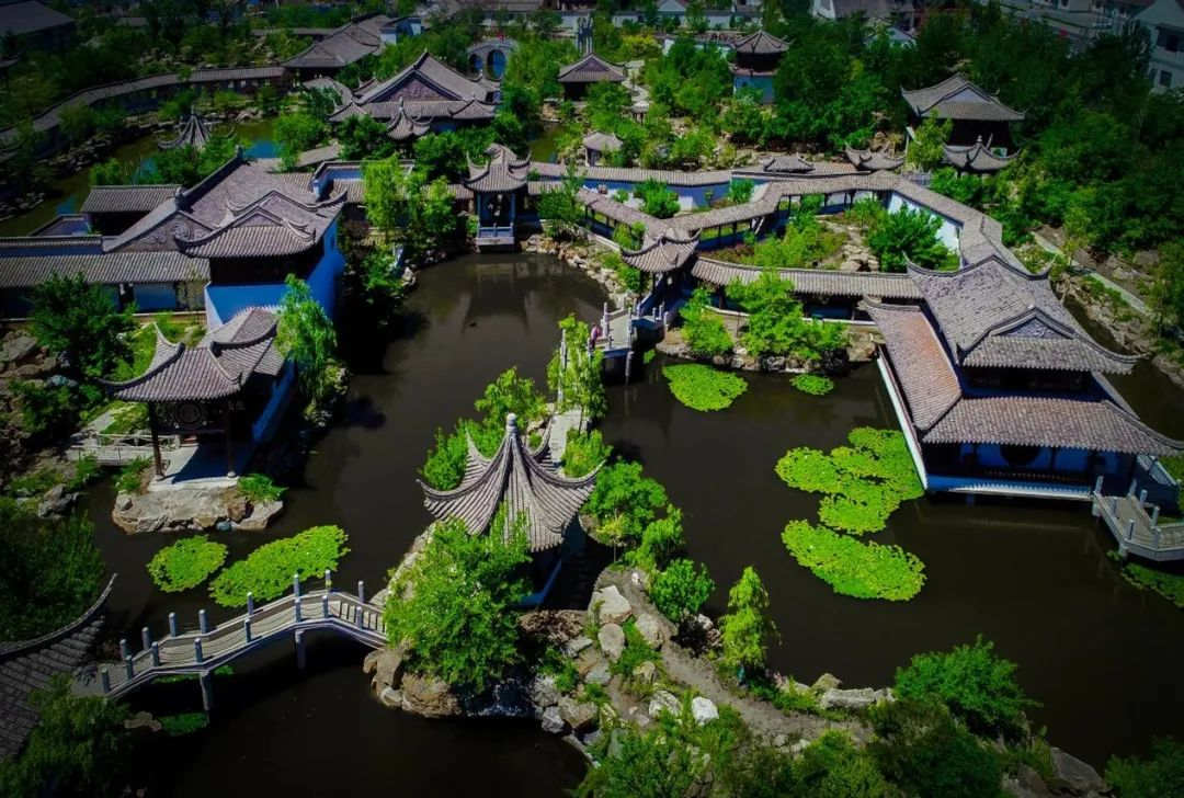 盘锦江南风情园：国家AAA级景区，近三百年来最大的园林。