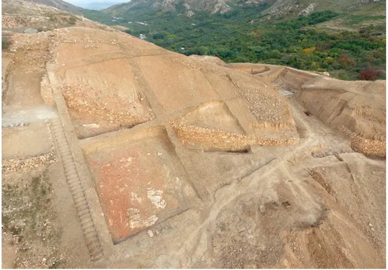 盖州青石岭山城 遗址